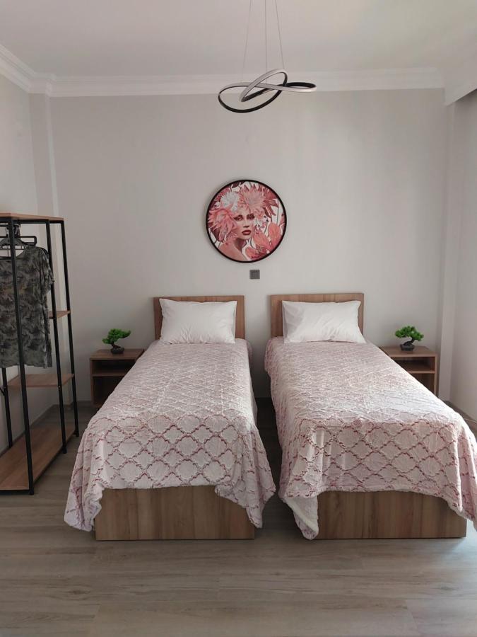 Anibo Studios And Apartments Zero Point 46 Tesalonika Bagian luar foto