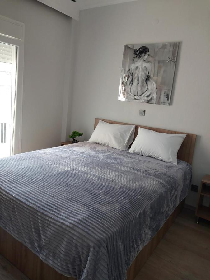 Anibo Studios And Apartments Zero Point 46 Tesalonika Bagian luar foto