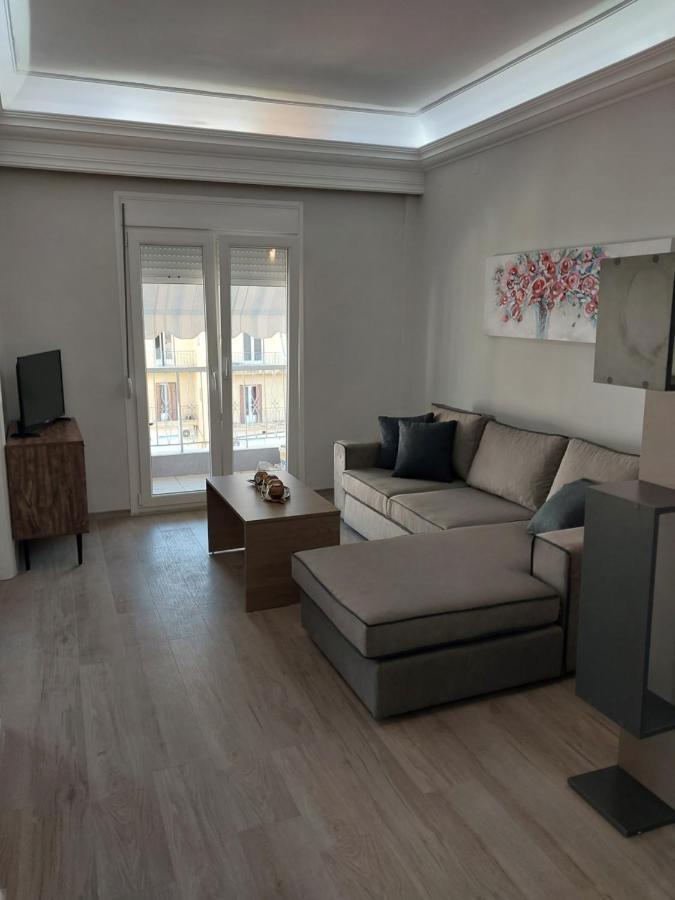 Anibo Studios And Apartments Zero Point 46 Tesalonika Bagian luar foto